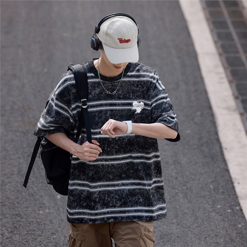 2025夏季新款经典条纹爱心印花宽松男士短袖T恤T1049/P55控79,男装T恤,电商A148