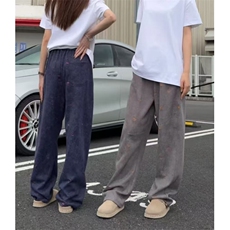 灰色