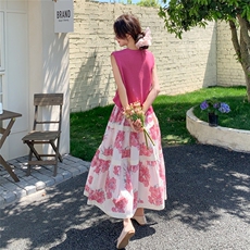 玫粉色短袖撞色碎花半身裙两件套女2025夏季新款休闲显瘦时尚套装，女装套装/套裙，2C159