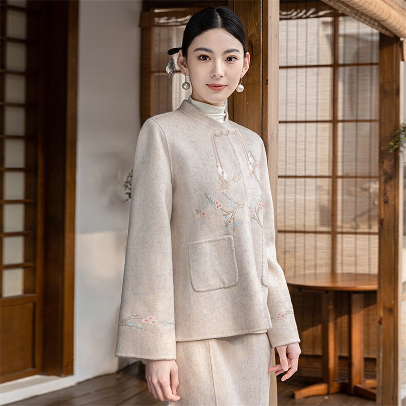 新中式国风改良旗袍套装裙女秋冬新款复古刺绣毛呢外套两件套,女装套装/套裙,芷墨服饰