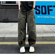军绿色
