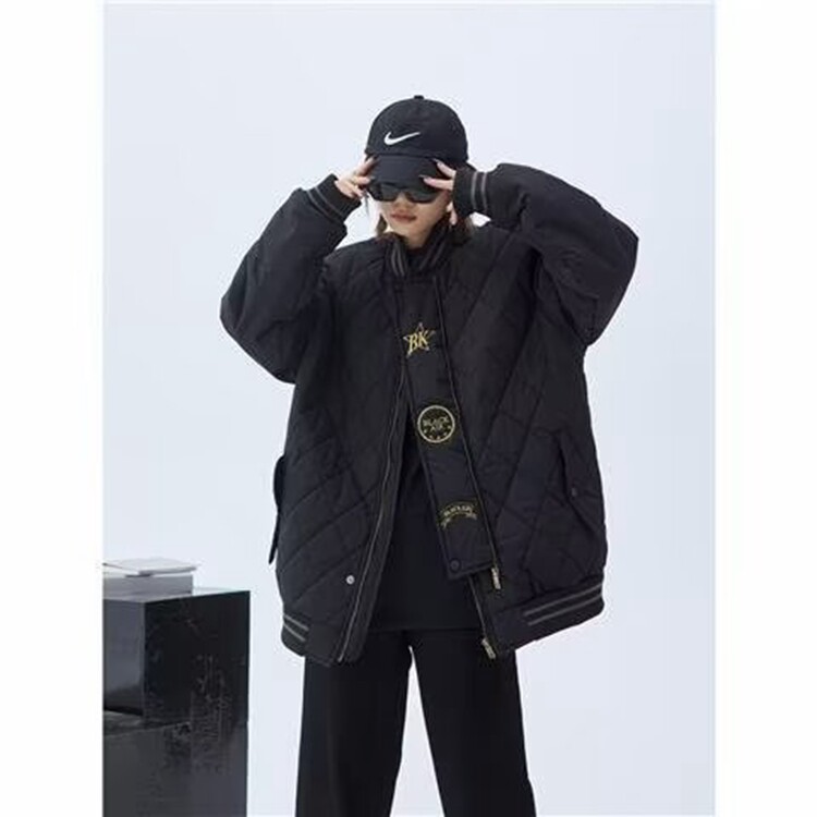 冬季ins潮牌美式高街菱格加厚棉服女宽松复古刺绣夹棉棒球棉衣图片