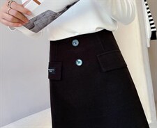 呢料短裙，其它，秀禾