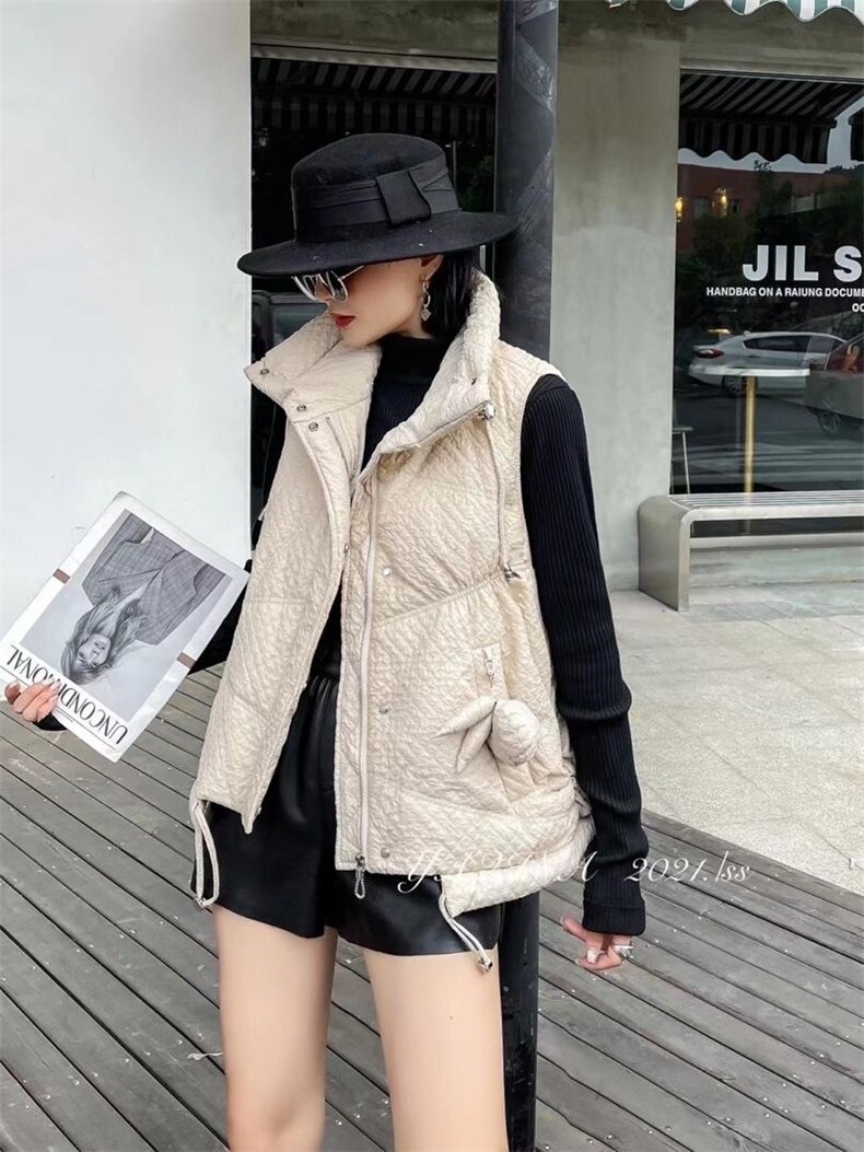 冬季新款羽绒马甲，女装马甲，雅琪娜