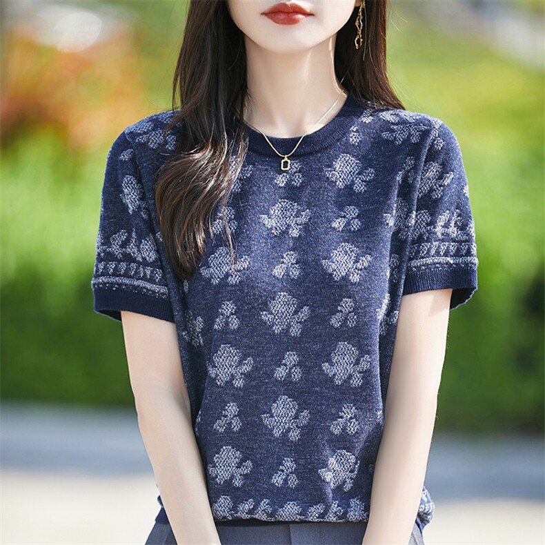 欧洲站冰丝短袖t恤女夏季2025新款气质复古印花小衫宽松针织上衣,女装T恤,片语羊绒