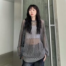 灰色