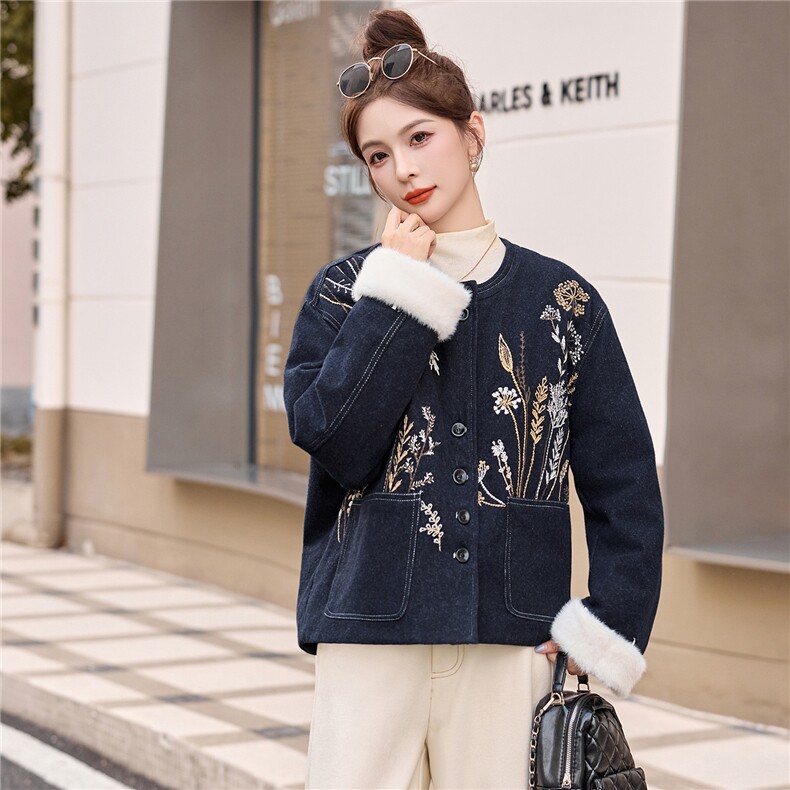 现货主推2025年冬季新款國风羽绒服外套女,女装羽绒服,曼娅璐