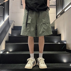 军绿色