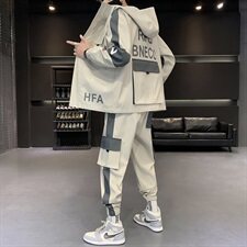 卡其色