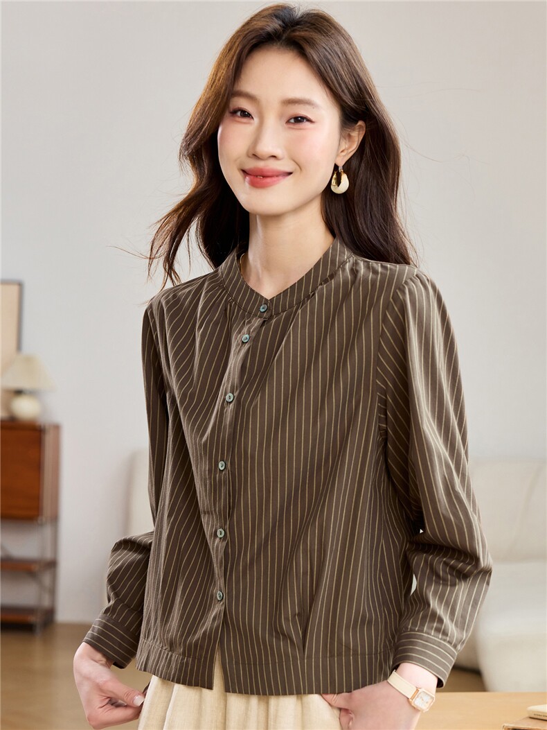 2026春年秋装新款潮小格子衬衫宽松显瘦韩版气质百搭衬衣女减龄,女装衬衫,独衣靓
