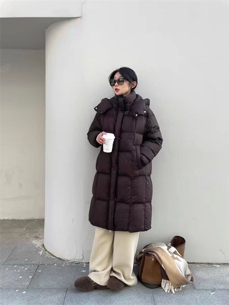 2025年秋季单件长袖立领拉链中淑格子款羽绒服,女装羽绒服,禾雯电商供货