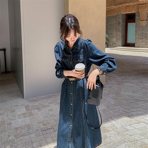 蓝色简单大方的连衣裙女2025春季新款高级感气质收腰显瘦衬衫裙子图片