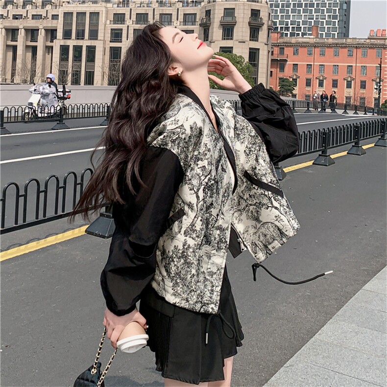 国风水墨印花拼接棒球服外套女春秋新款高级感复古时尚小个子上衣图片