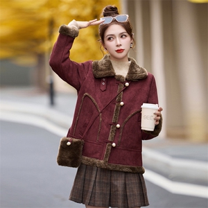 【新款现货】2024冬季新款高级感减龄皮毛一体加厚麂皮绒外套棉服图片