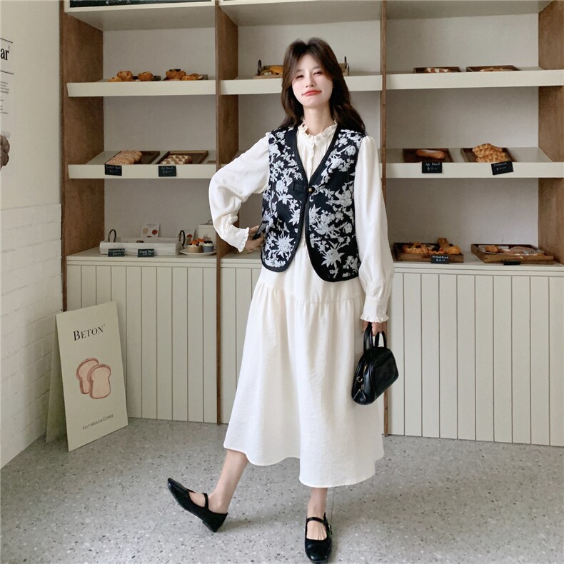 现货新款刺绣马甲连衣裙两件套26157P175K268,女装套装/套裙,2D035