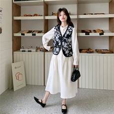 现货新款刺绣马甲连衣裙两件套26157P175K268，女装套装/套裙，2D035