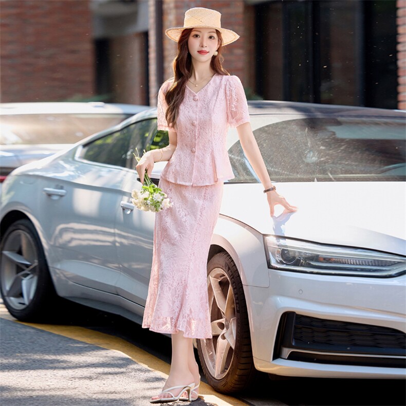 粉色小香风蕾丝套装裙女2025夏新款气质短袖上衣鱼尾半身裙两件套,女装套装/套裙,魅影