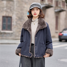 【2025冬季新款】大量现货时尚轻奢保暖两面穿派克服，女装派克服，缘衣格