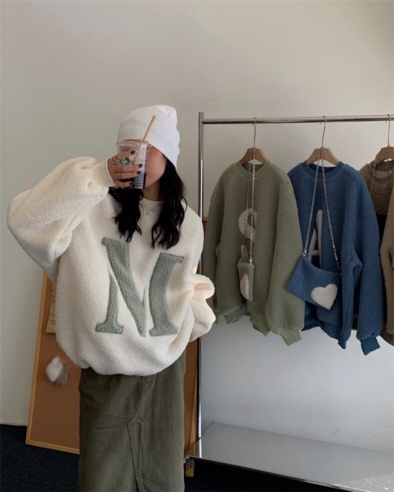 配包羊羔毛字母卫衣加绒，女装卫衣/绒衫，MJJ