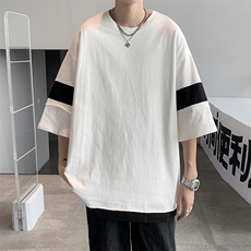 白色