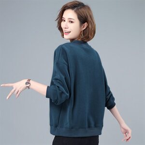 2024韩版圆领上衣女秋冬宽松显瘦长袖英文印花加绒套头卫衣图片