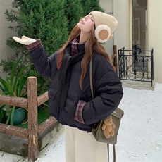 现货新款韩版宽松立领撞色格子袖口羽绒服短款外套面包服，女装羽绒服，网红馆