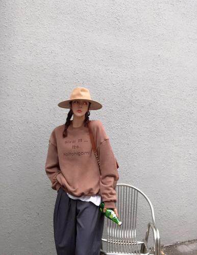加绒卫衣图片