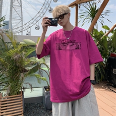 玫红色