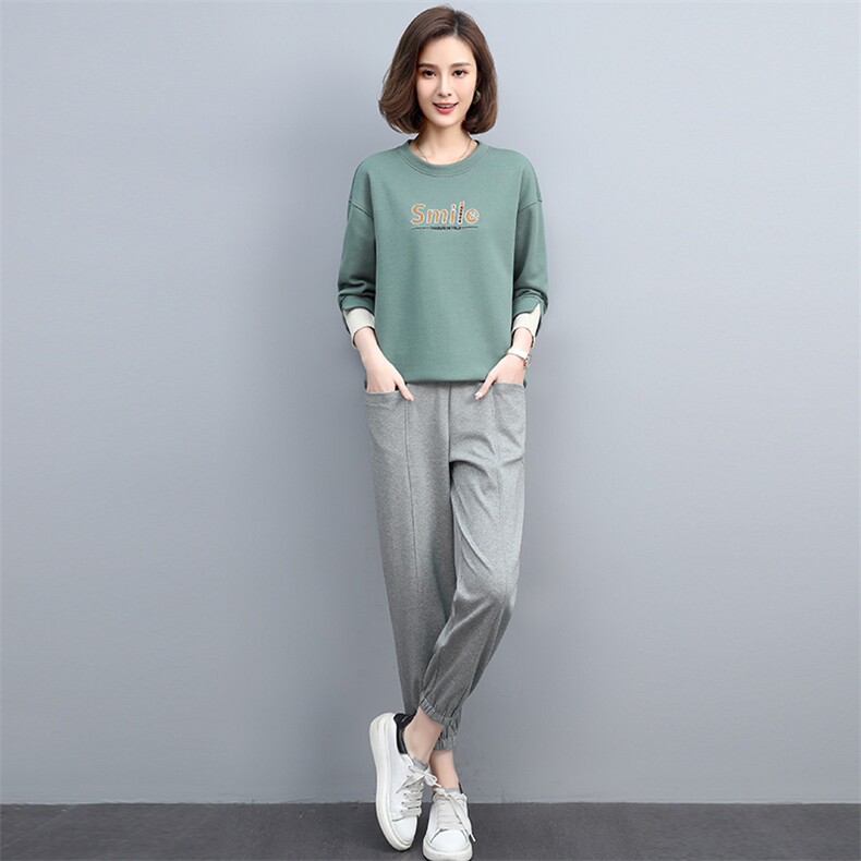 2022春季新款简约时尚圆领宽松休闲舒适长袖两件套，女装套装/套裙，丽影随形