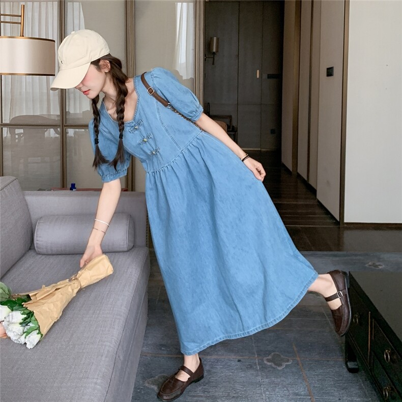 法式复古牛仔连衣裙女2025新款夏季设计感小众方领泡泡袖连衣裙子,女装连衣裙,2C258