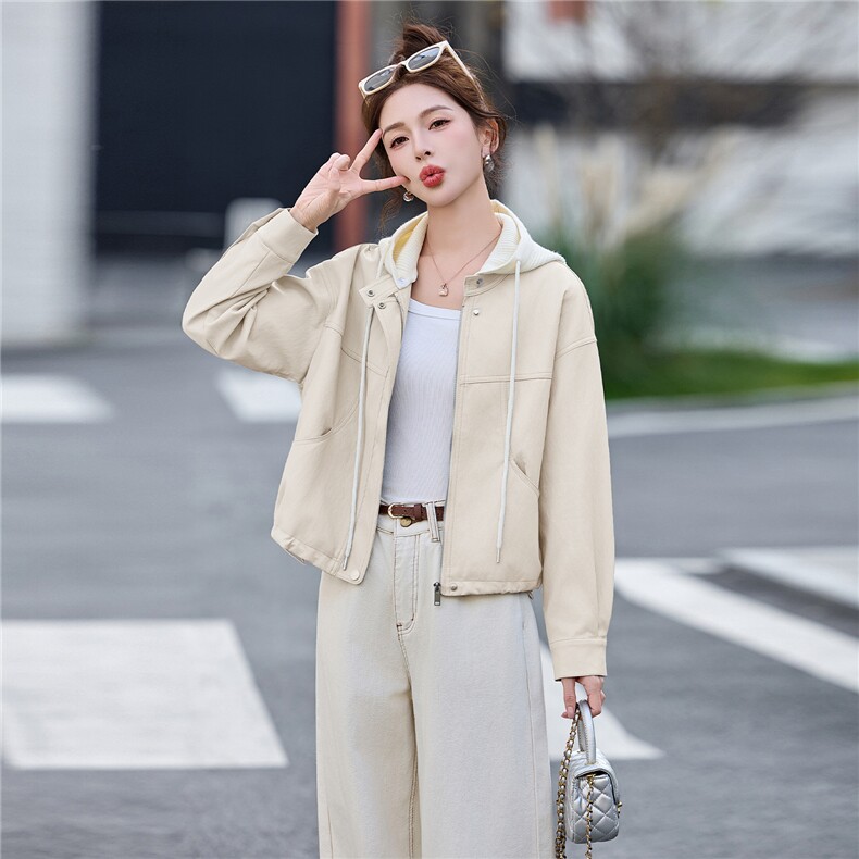 短外套女2026春秋新款时尚洋气减龄妈妈高级感连帽可脱卸夹克上衣,女装皮衣,美拉德工厂直营店