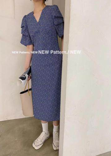 新款连衣裙，女装连衣裙，MST