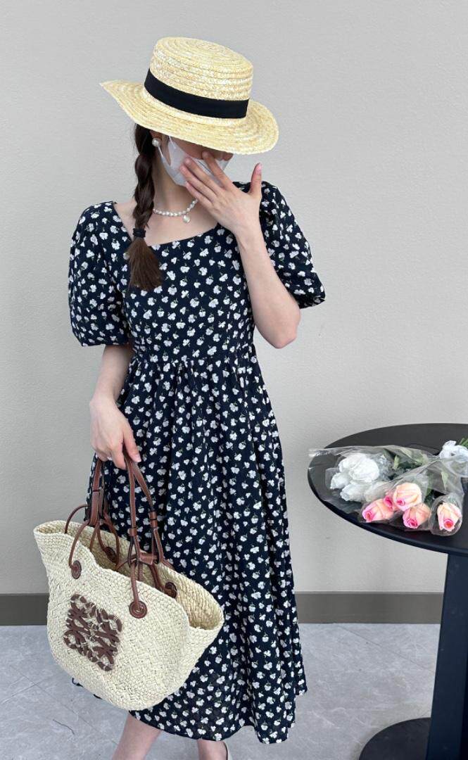 盐缩连衣裙显白气质，女装连衣裙，欧妮卡蒂蔓