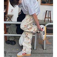 白色