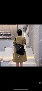 裙子配项链图片