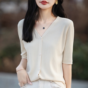 曲珠扭花半袖开衫女V领冰丝短袖T恤2025年夏季轻熟风防晒薄款外套图片