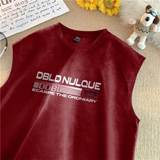 酒红色