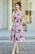 棉麻碎花连衣裙女2025春秋新款长袖收腰显瘦木耳边领气质减龄裙子，女装连衣裙，鑫思依格