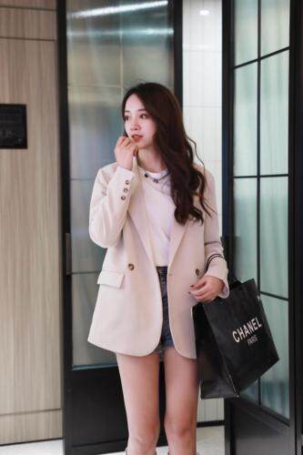 2021春季新款，气质纯色小西装，女装西装，欧佩琳