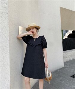 压花简约高级定制裙图片