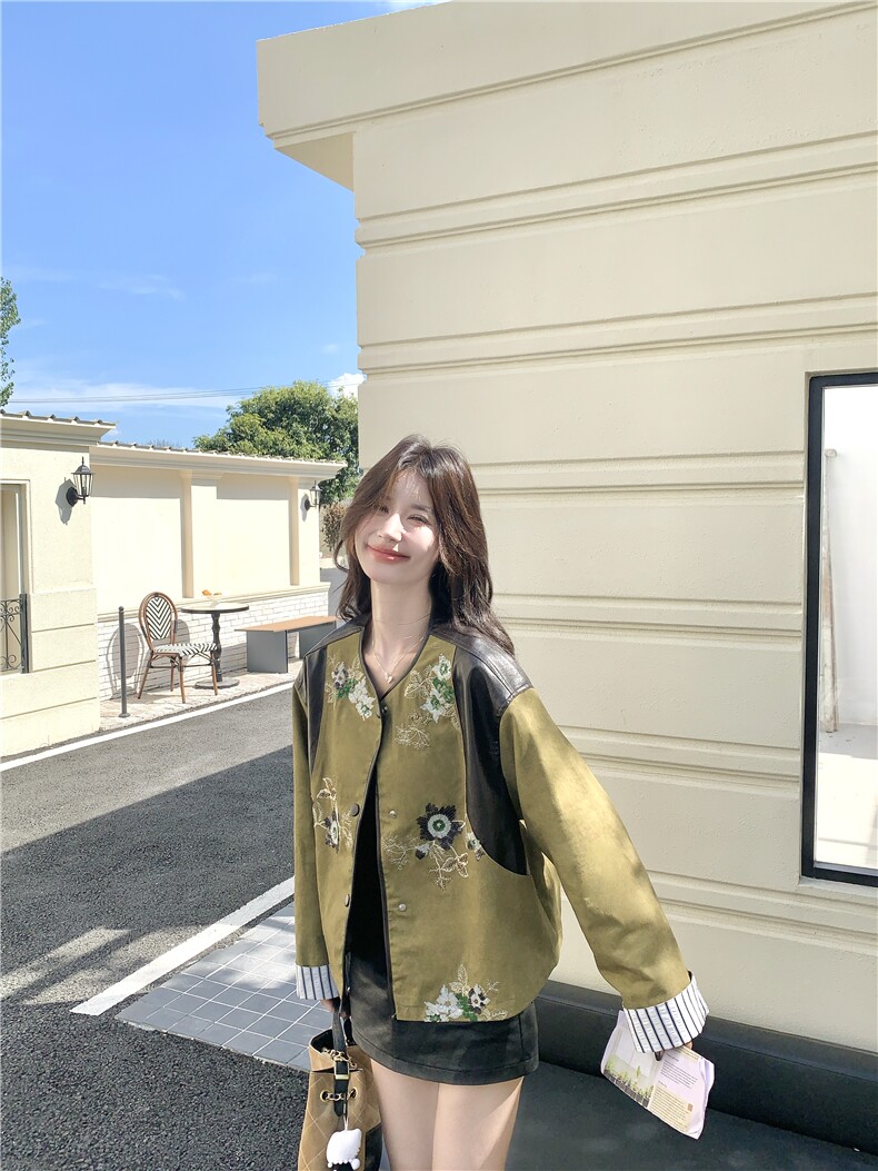 新中式国风休闲外套女2025秋季新款超好看设计感重工刺绣圆领上衣,女装皮衣,2D034
