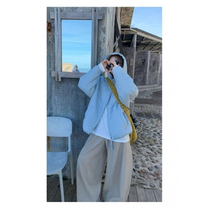 菱格纹白色连帽羽绒棉服MF417-P75图片