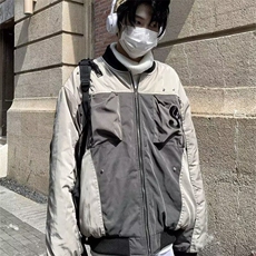 灰色
