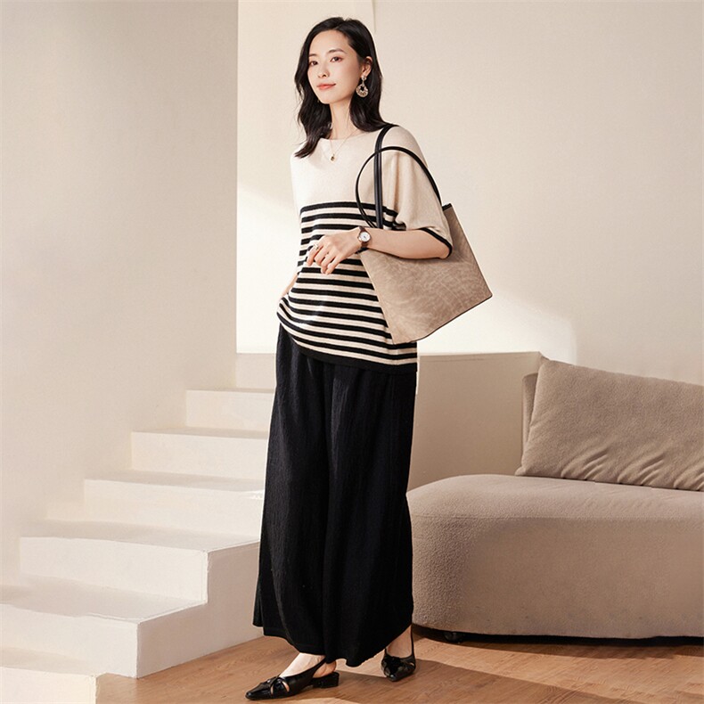 2025春秋新款羊绒衫女100纯山羊绒黑白条纹圆领休闲时尚针织衫,女装T恤,绒歆坊