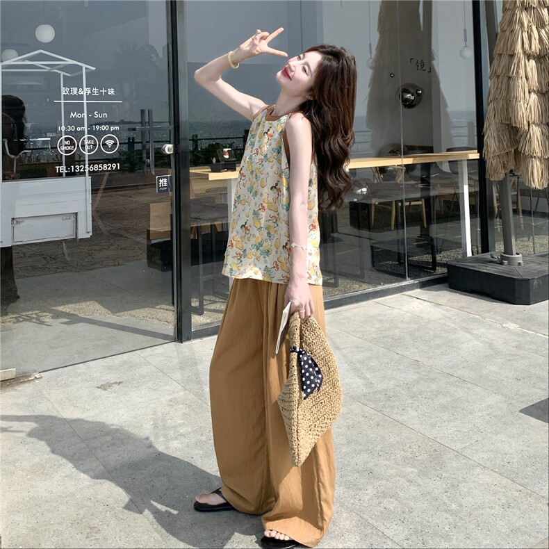俏皮减龄松弛感清爽套装女夏季2025新款卡通印花背心阔腿裤两件套,女装套装/套裙,维壹