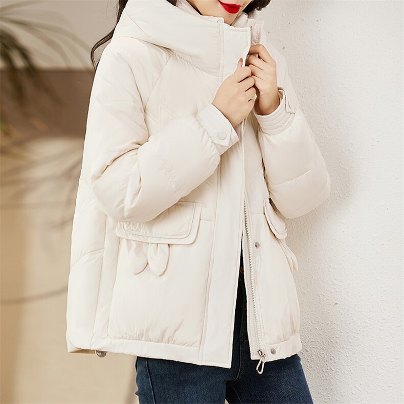 现货白鸭绒羽绒服女连帽新款短款面包服时尚宽松休闲保暖轻暖外套,女装羽绒服,贵人树