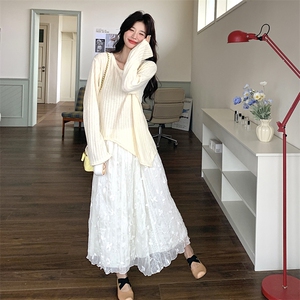 温柔小香风针织衫两件套女春秋2025新款高级感独特绝美半身裙套装图片
