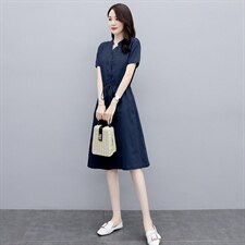 藏青色