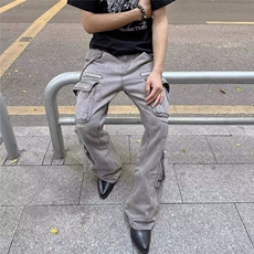 灰色