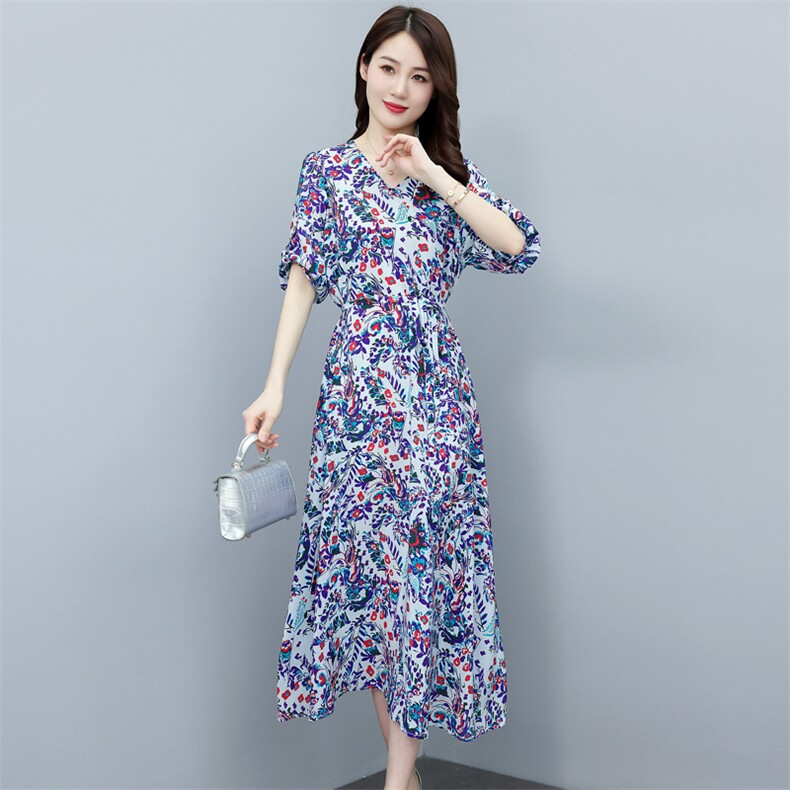 2025年夏季新款时尚百搭显瘦宽松V领印花复古七分袖小碎花连衣裙,女装连衣裙,媚琳依坊